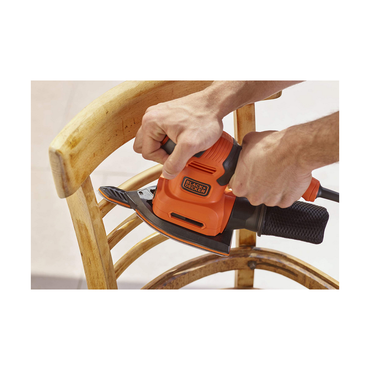 шлифовальный станок Black & Decker BEW200 200 W